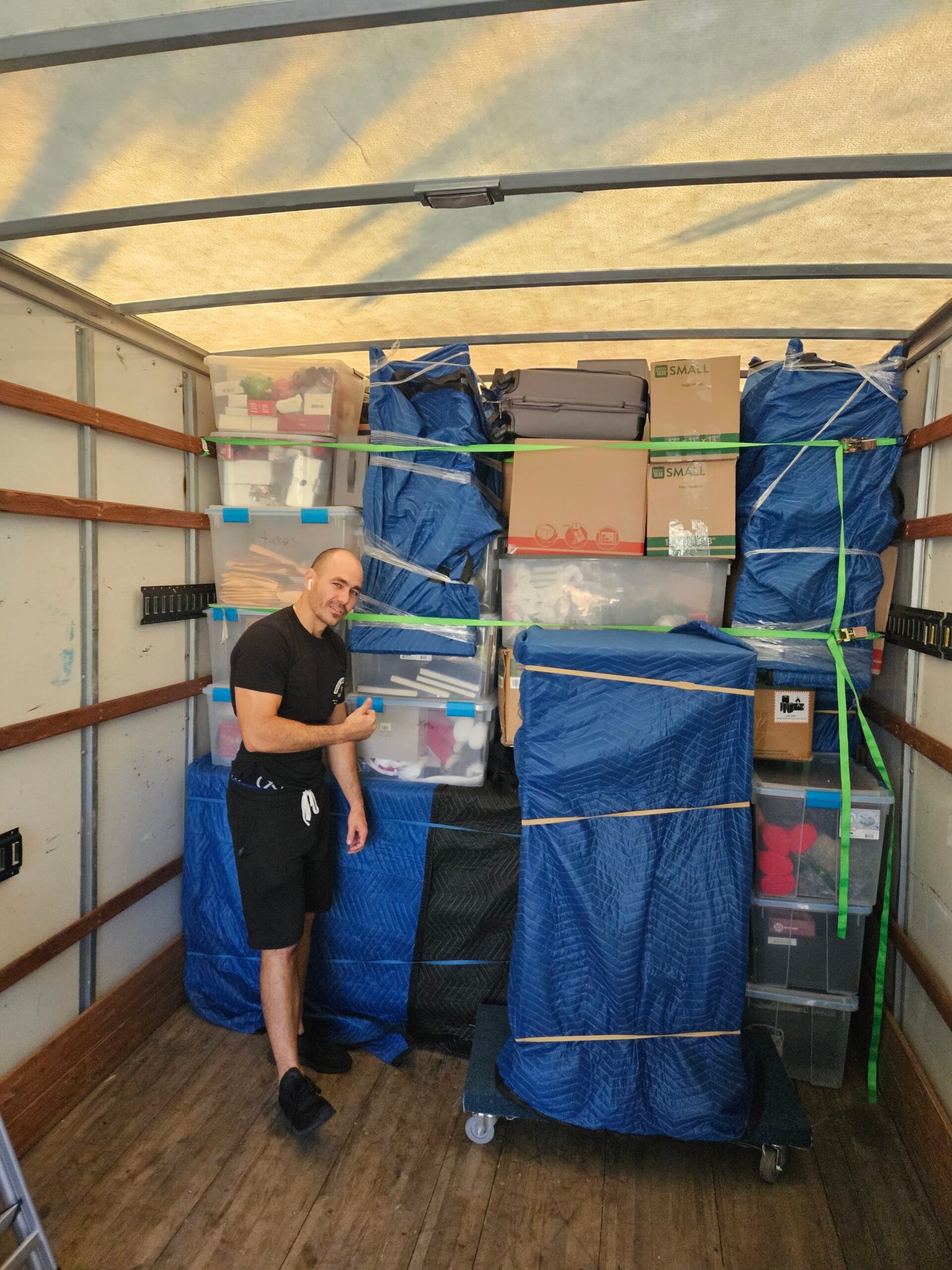 Moving and Storage Service